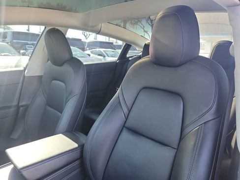 Used 2022 Tesla Model 3 Long Range image 14