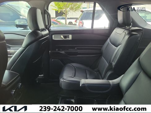 Used 2020 Ford Explorer ST AWD/4WD image 7