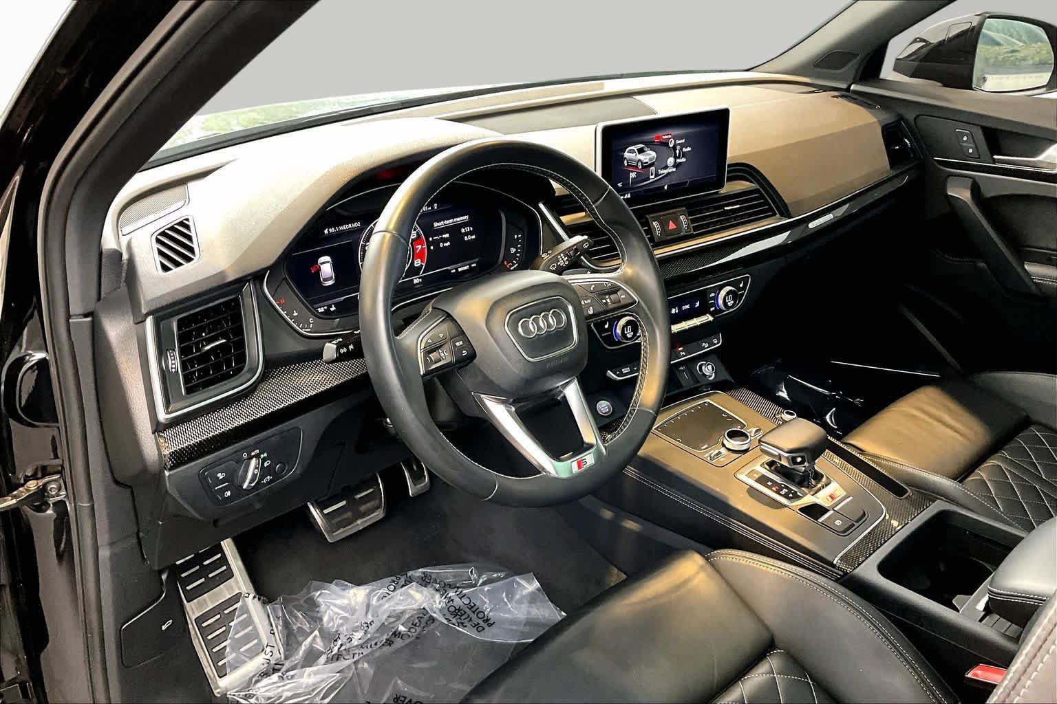 Used 2019 Audi SQ5 Premium Plus w/ Premium Plus Package AWD/4WD image 17