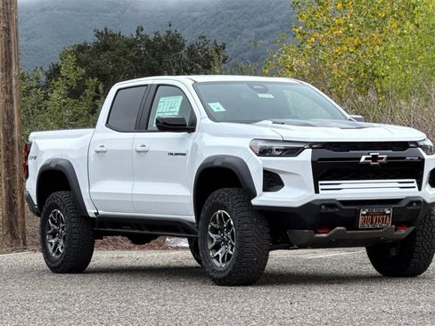 New 2026 Chevrolet Colorado ZR2 w/ Technology Package image 2