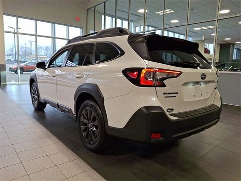 Certified 2023 Subaru Outback Onyx Edition image 4