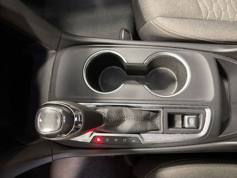 Used 2020 Chevrolet Equinox LT FWD image 35