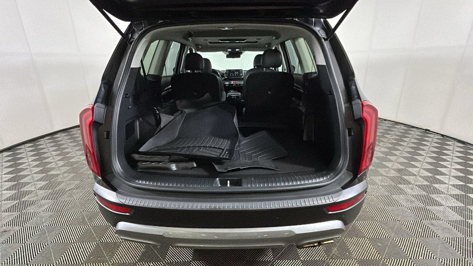 Used 2021 Kia Telluride S AWD/4WD image 32