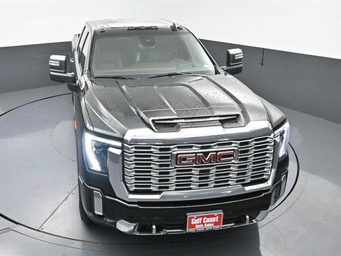 Used 2025 GMC Sierra 2500 Denali w/ Denali Reserve Package AWD/4WD image 36