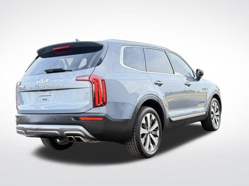 Used 2022 Kia Telluride EX w/ EX Premium Package FWD image 11