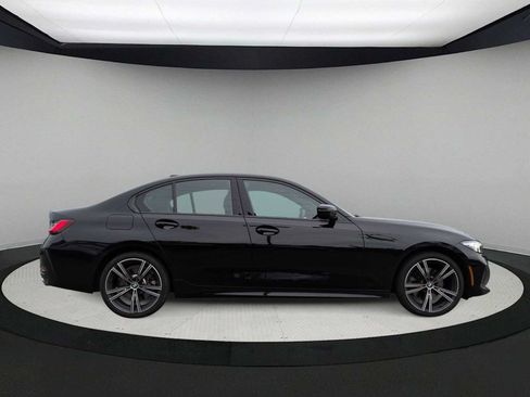 Used 2023 BMW 330i xDrive Sedan w/ Premium Package AWD/4WD image 9