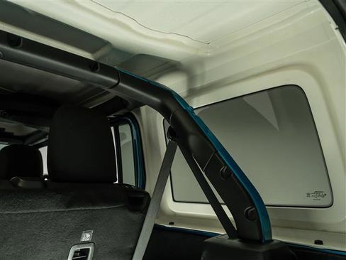 Used 2020 Jeep Wrangler Unlimited Sport S image 27