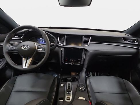 Certified 2025 INFINITI QX55 Luxe AWD/4WD image 9