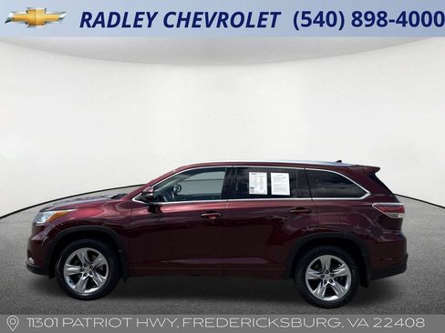 Used 2015 Toyota Highlander Limited AWD/4WD image 16