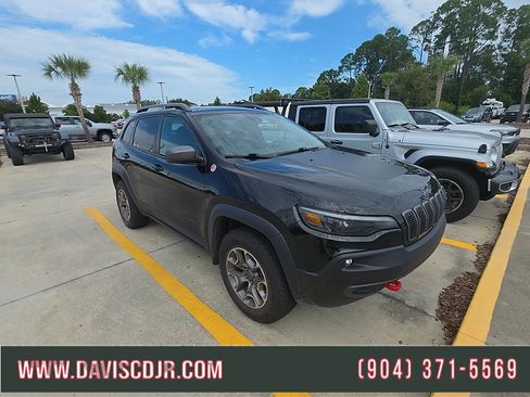 Used 2021 Jeep Cherokee Trailhawk w/ Sun, Sound & Nav Group AWD/4WD image 1