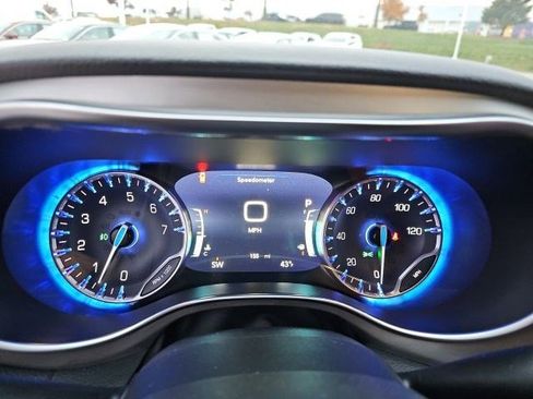 New 2026 Chrysler Pacifica Pinnacle image 24