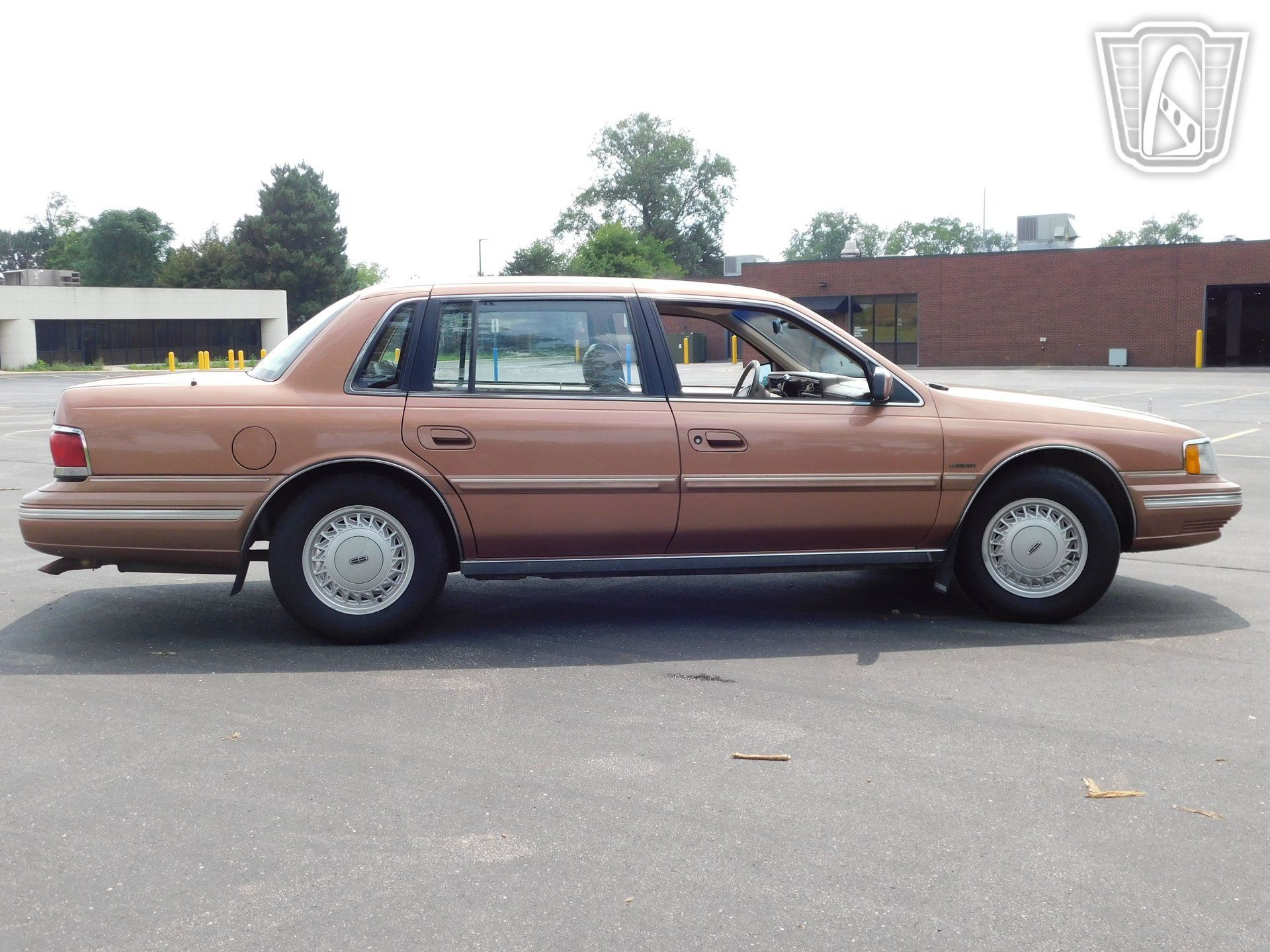 Used 1992 Lincoln Continental Executive FWD image 19