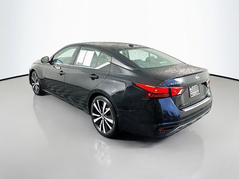 Used 2019 Nissan Altima 2.5 SR w/ SR Premium Package FWD image 5