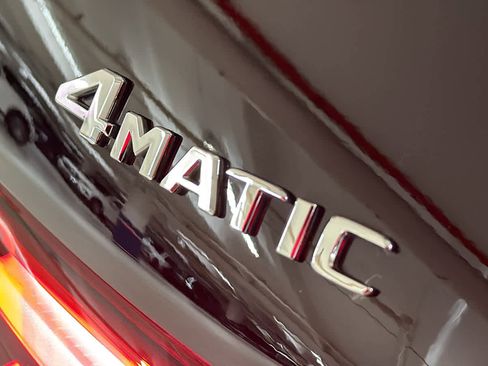 Certified 2024 Mercedes-Benz GLB 250 4MATIC image 12