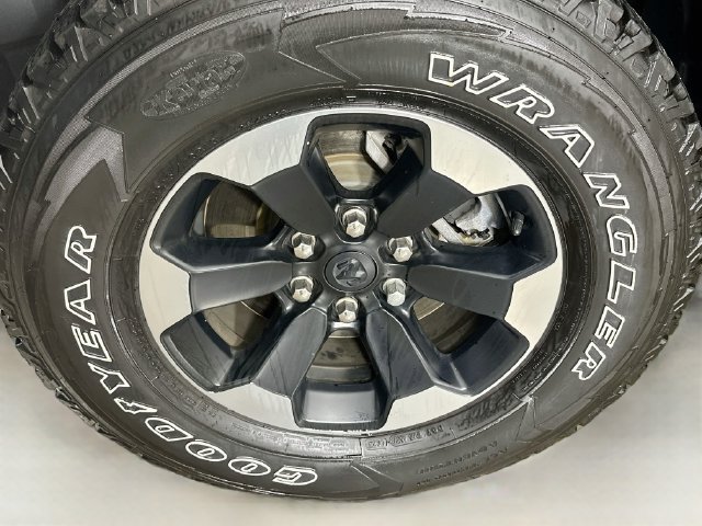 Used 2025 RAM 1500 Big Horn AWD/4WD image 13