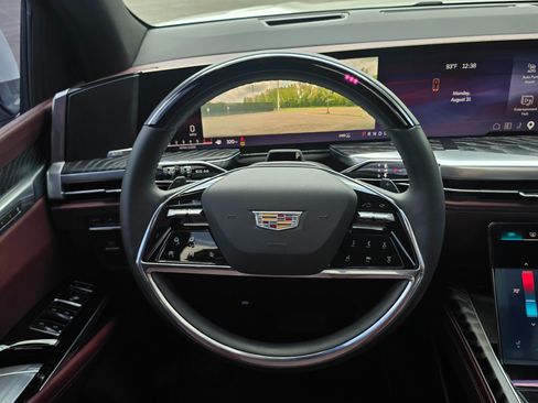 Used 2025 Cadillac Escalade Sport w/ Touring Package AWD/4WD image 46