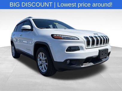 Used 2017 Jeep Cherokee Latitude w/ True North Edition
