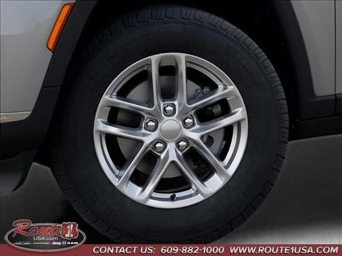 New 2026 Jeep Grand Cherokee L Laredo AWD/4WD image 9