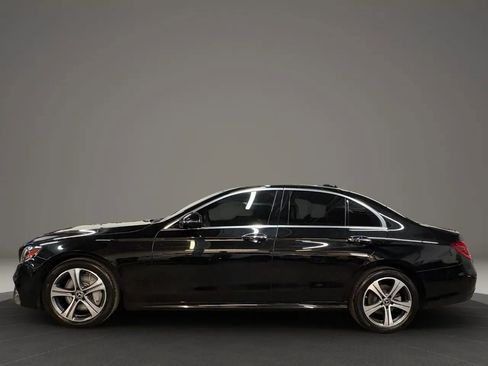 Used 2020 Mercedes-Benz E 350 4MATIC Sedan w/ Parking Assistance Package image 5