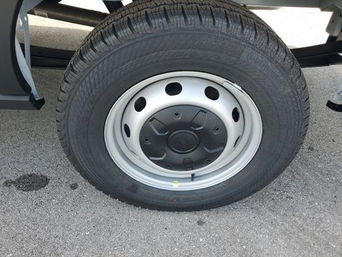 New 2026 Ford Transit 250 148 Medium Roof w/ Load Area Protection Package image 8