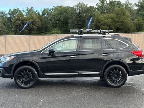 Used 2018 Subaru Outback 2.5i Touring w/ Popular Package #3 AWD/4WD image 6