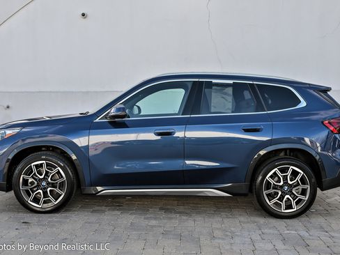 Used 2025 BMW X1 xDrive28i w/ Convenience Package image 4