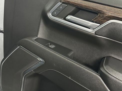 Used 2023 GMC Sierra 1500 SLE image 38