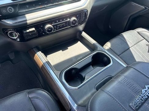 Used 2024 Chevrolet Silverado 3500 High Country w/ High Country Premium Package AWD/4WD image 25