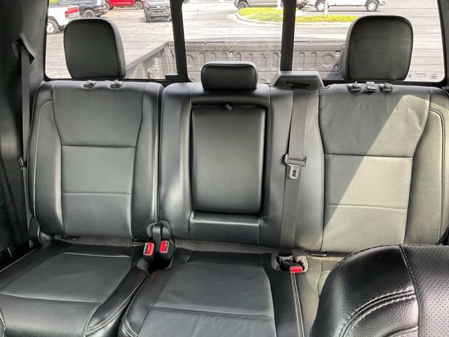Used 2017 Ford F250 Lariat w/ Lariat Value Package AWD/4WD image 30