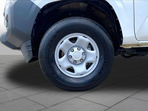 Used 2023 Toyota Tacoma SR RWD image 10