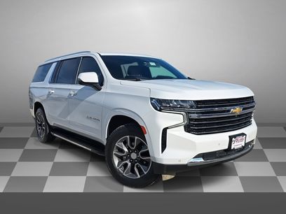 Used 2022 Chevrolet Suburban LT w/ Luxury Package