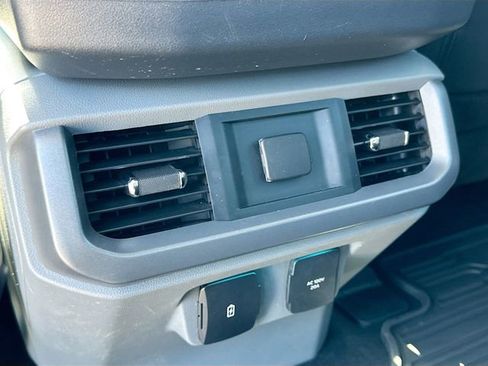 Used 2025 Ford F150 Lariat w/ Equipment Group 501A Mid AWD/4WD image 25