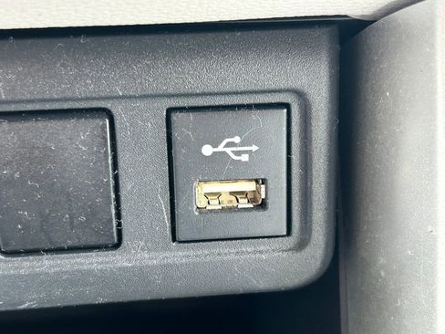 Certified 2022 Toyota Corolla Cross LE image 26