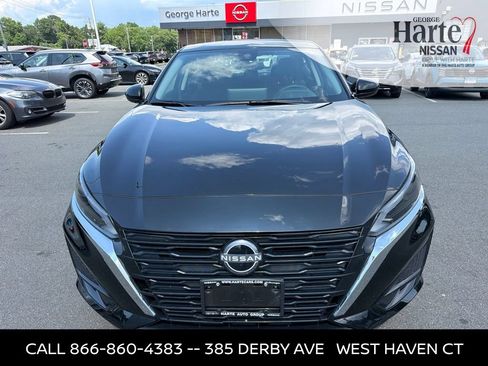 Certified 2025 Nissan Altima 2.5 SV w/ SV Special Edition Package AWD/4WD image 1