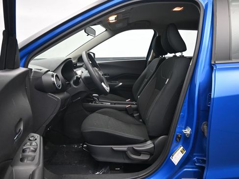 Used 2024 Nissan Kicks SV FWD image 21