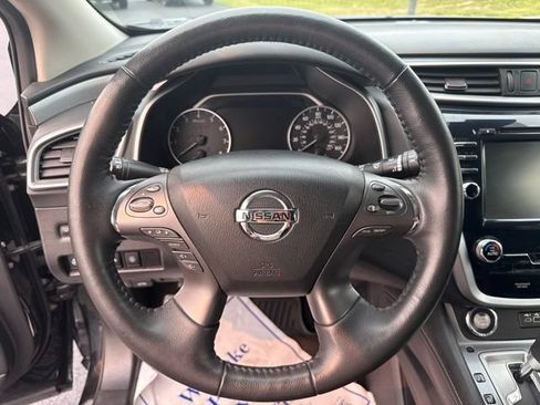 Used 2020 Nissan Murano SV AWD/4WD image 16