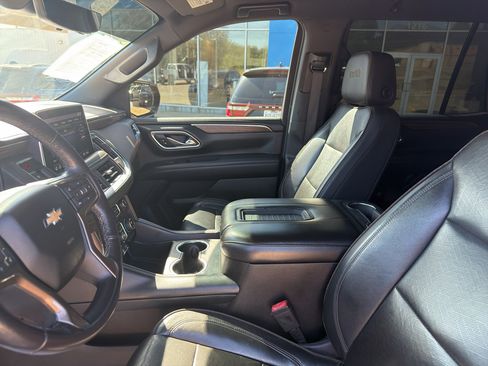 Used 2021 Chevrolet Tahoe High Country RWD image 5