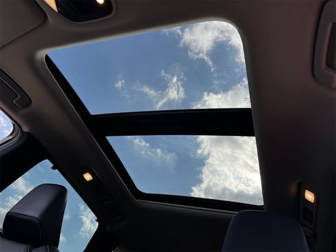 Used 2023 INFINITI QX60 Sensory w/ Vision Package image 22