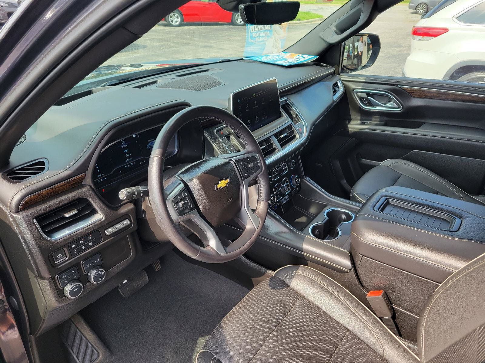 Used 2023 Chevrolet Tahoe Premier AWD/4WD image 5