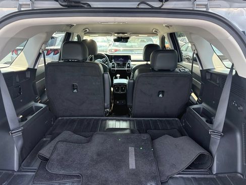 Used 2023 Kia Sorento EX FWD image 7