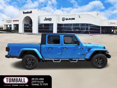 Used 2022 Jeep Gladiator Sport AWD/4WD image 8