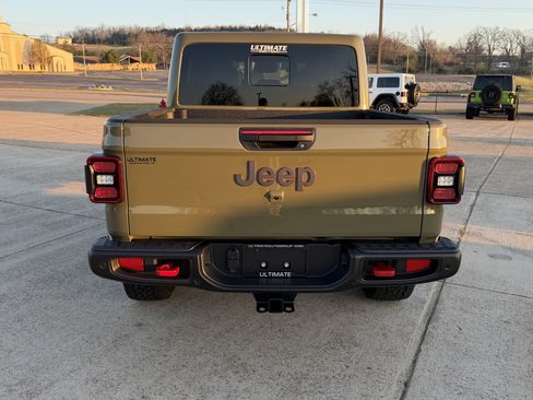 New 2026 Jeep Gladiator Rubicon AWD/4WD image 6