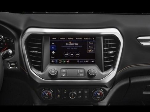 Used 2021 GMC Acadia AT4 w/ Preferred Package image 7