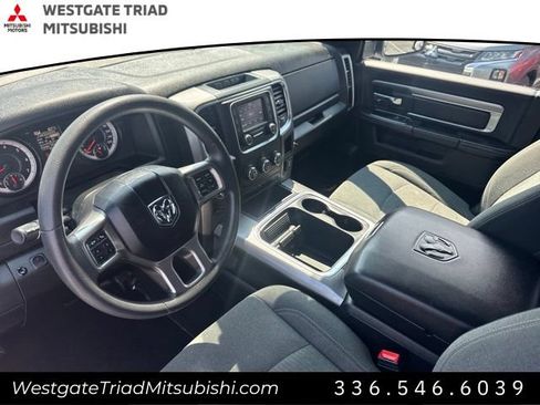 Used 2021 RAM 1500 Warlock w/ Warlock Decor Package AWD/4WD image 6