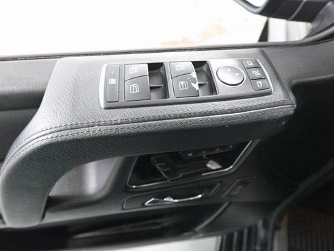 Used 2013 Mercedes-Benz G 550 image 8