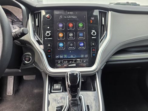 Certified 2025 Subaru Outback Onyx Edition AWD/4WD image 20