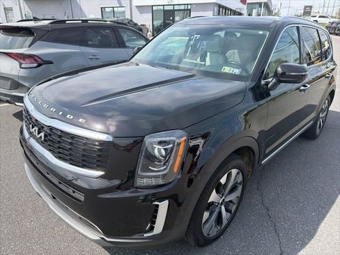 Used 2022 Kia Telluride S AWD/4WD image 1