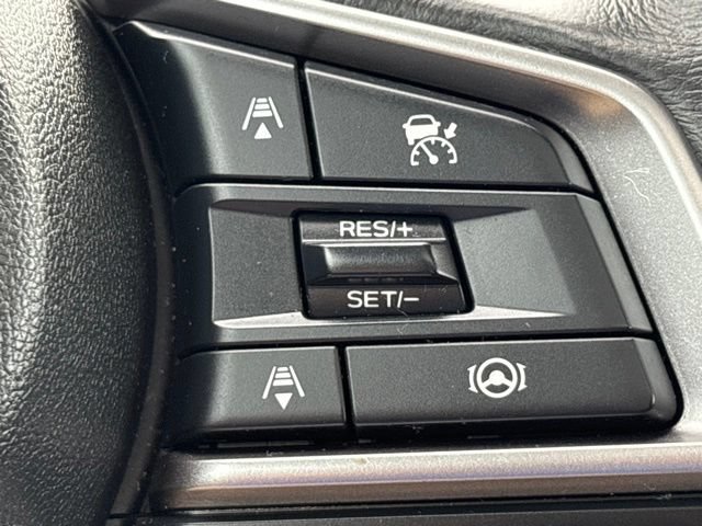 Used 2025 Subaru Outback Limited AWD/4WD image 15