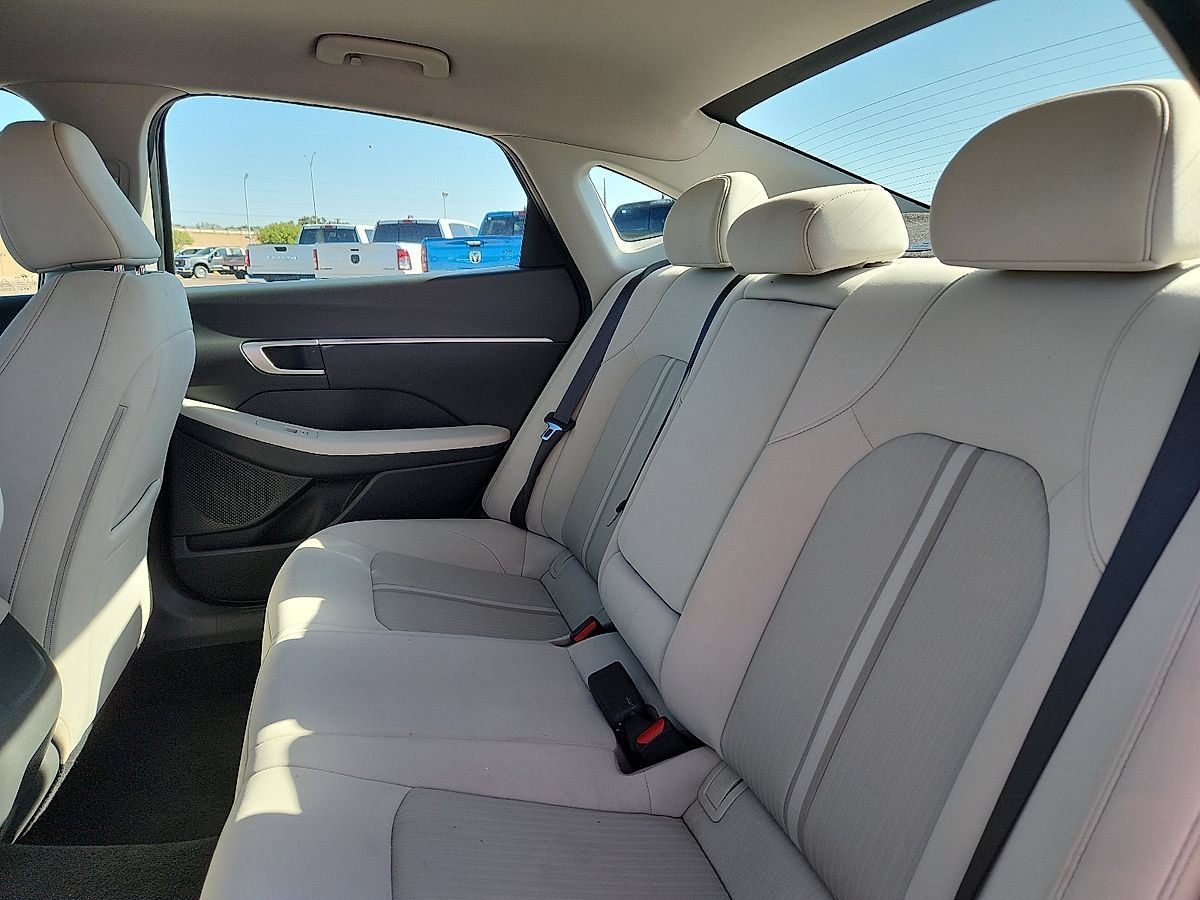 Used 2025 Hyundai Sonata SEL FWD image 6