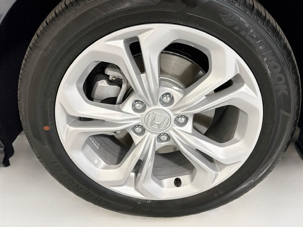 Certified 2026 Honda Accord LX image 30